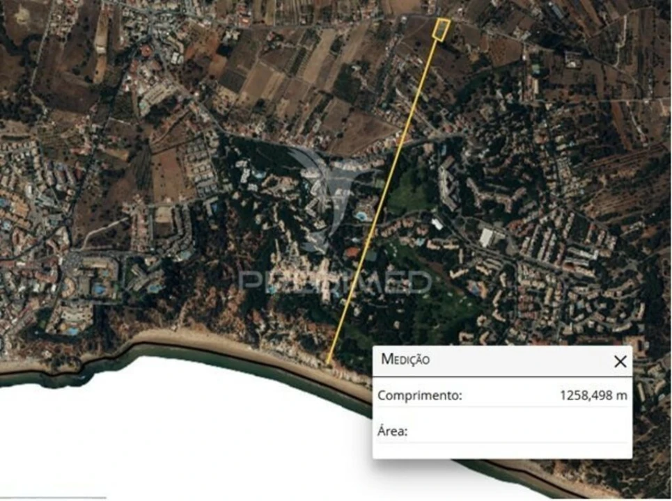Moradia T4 para Venda em Albufeira e Olhos de Água Foto 10