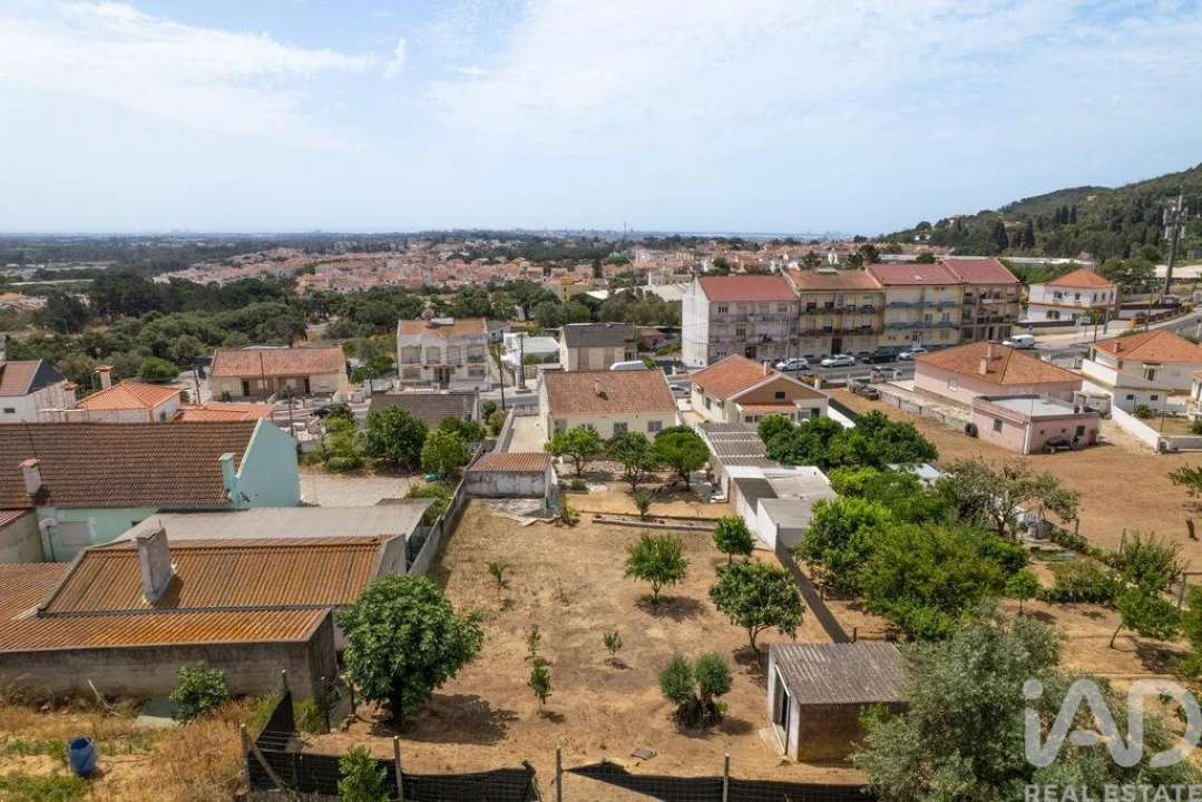 Moradia T3 para Venda em Palmela Foto 33