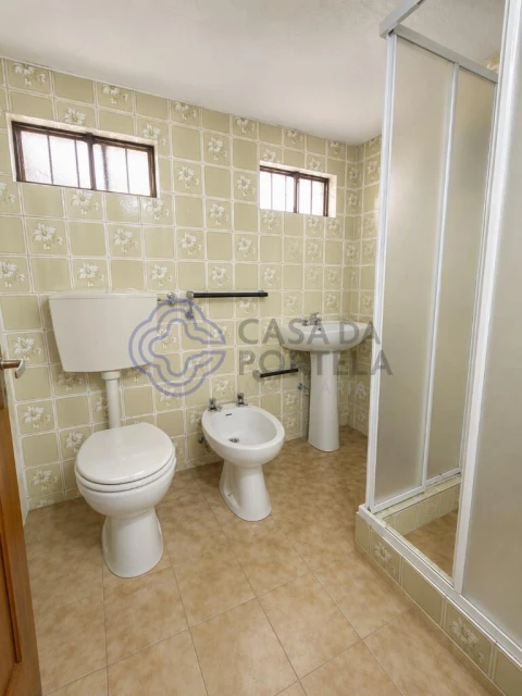 Moradia T5 para Venda em Oiã