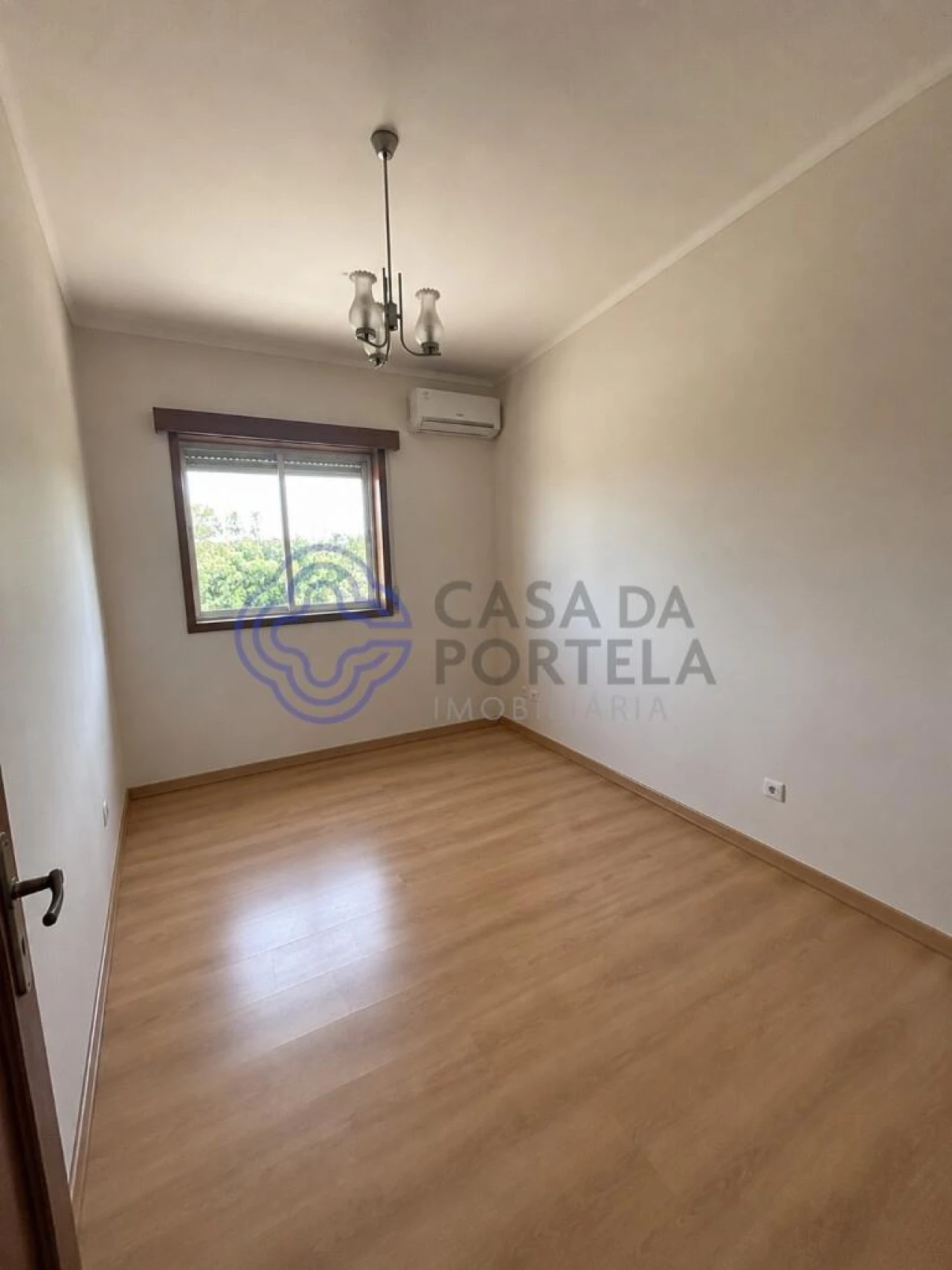 Moradia T5 para Venda em Oiã Foto 27