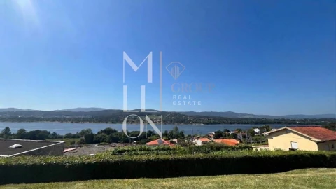 Moradia T3 para Venda em Gondarem