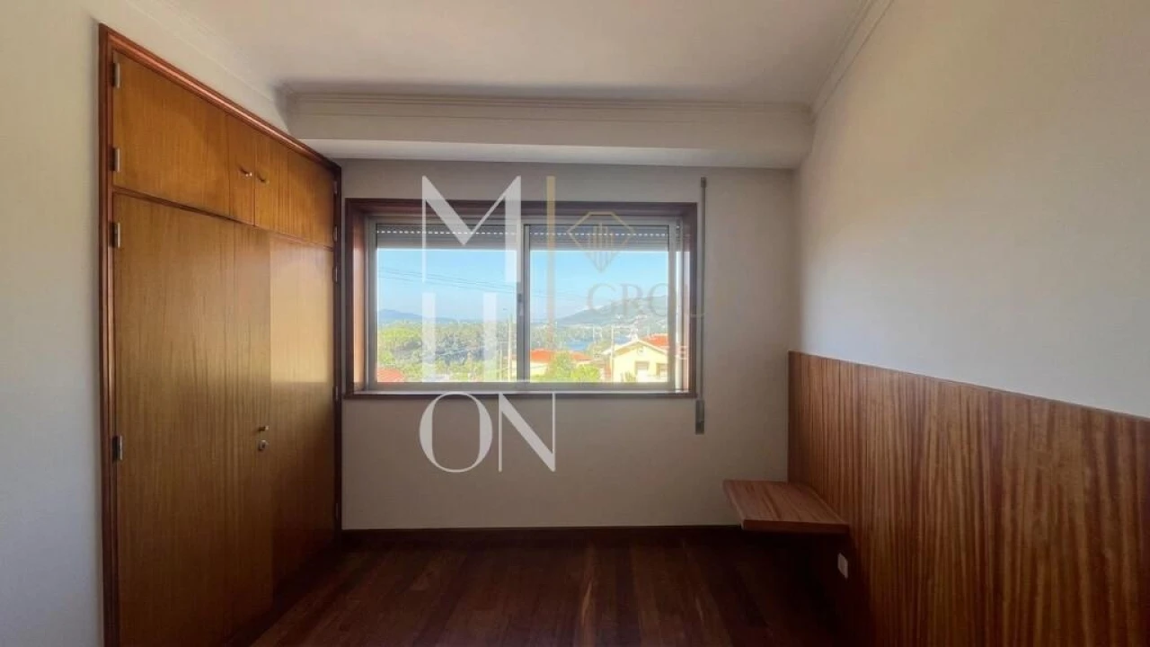 Moradia T3 para Venda em Gondarem Foto 15