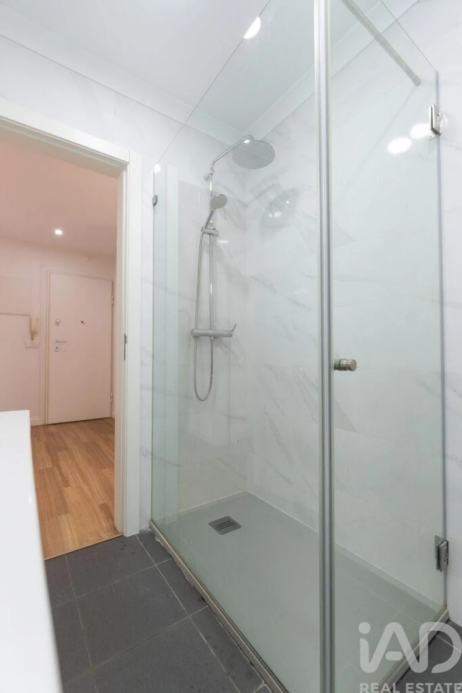 Apartamento T1 para Venda em Odivelas Foto 13