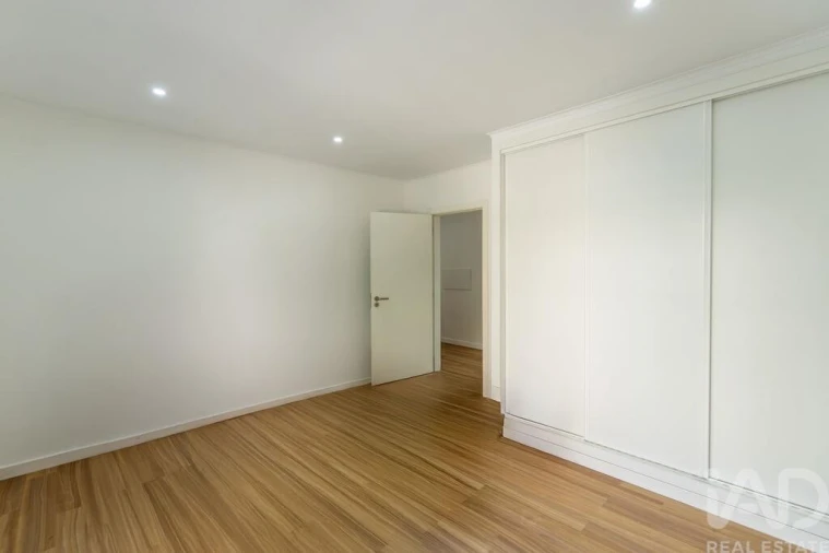 Apartamento T1 para Venda em Odivelas Foto 11