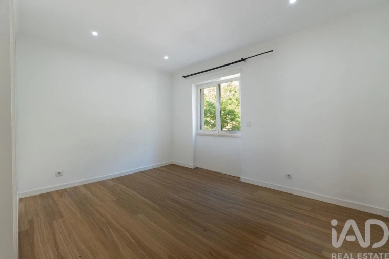 Apartamento T1 para Venda em Odivelas Foto 10