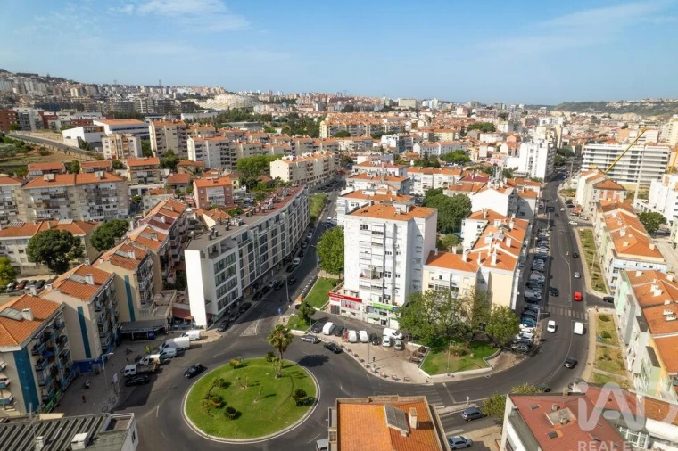 Apartamento T1 para Venda em Odivelas Foto 15