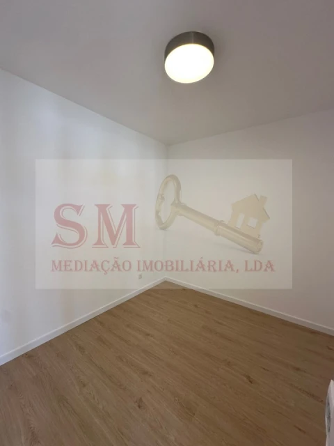 Apartamento T2 para Venda em Sesimbra (Castelo)