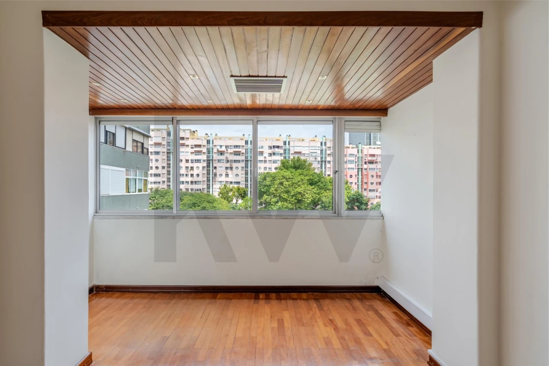 Apartamento T2 para Arrendamento em Areeiro Foto 16