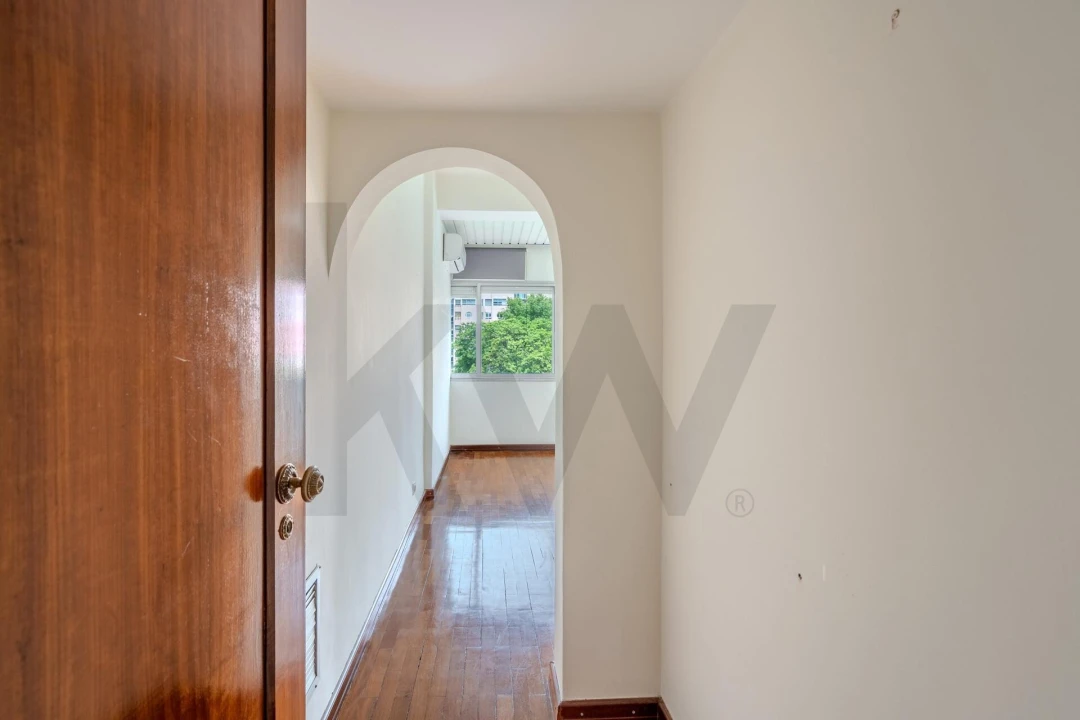 Apartamento T2 para Arrendamento em Areeiro Foto 19