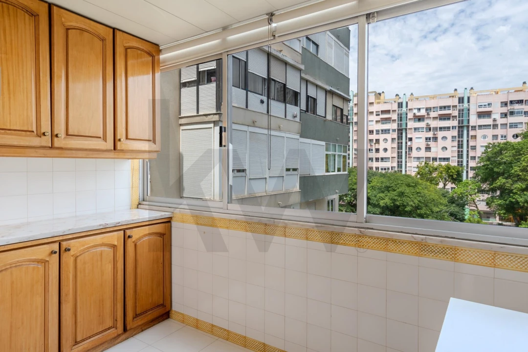 Apartamento T2 para Arrendamento em Areeiro Foto 11
