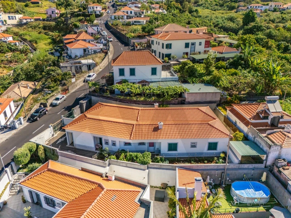 Moradia T2 para Venda em São Roque Foto 14