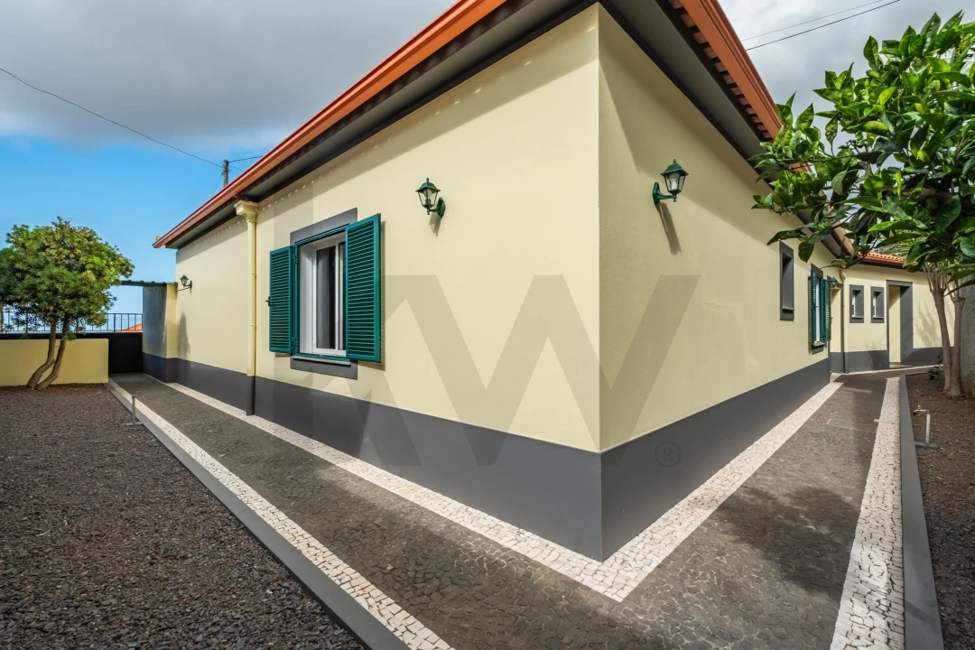 Moradia T2 para Venda em São Roque Foto 31