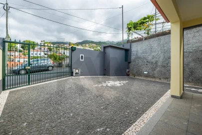 Moradia T2 para Venda em São Roque