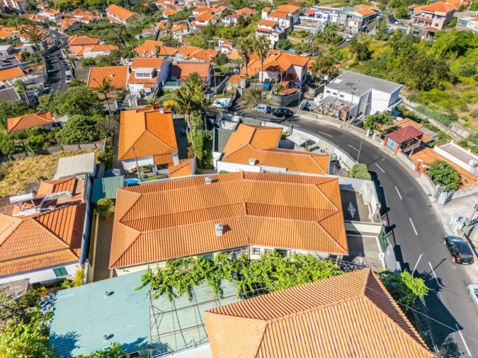 Moradia T2 para Venda em São Roque Foto 20