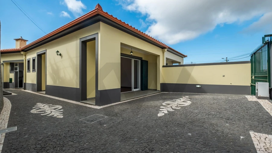 Moradia T2 para Venda em São Roque
