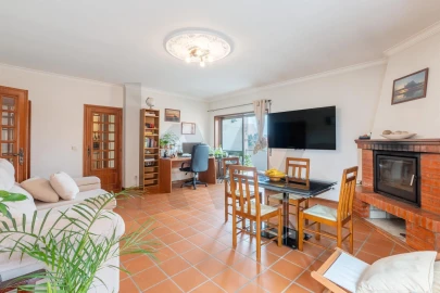 Apartamento T3 para Venda em Esgueira
