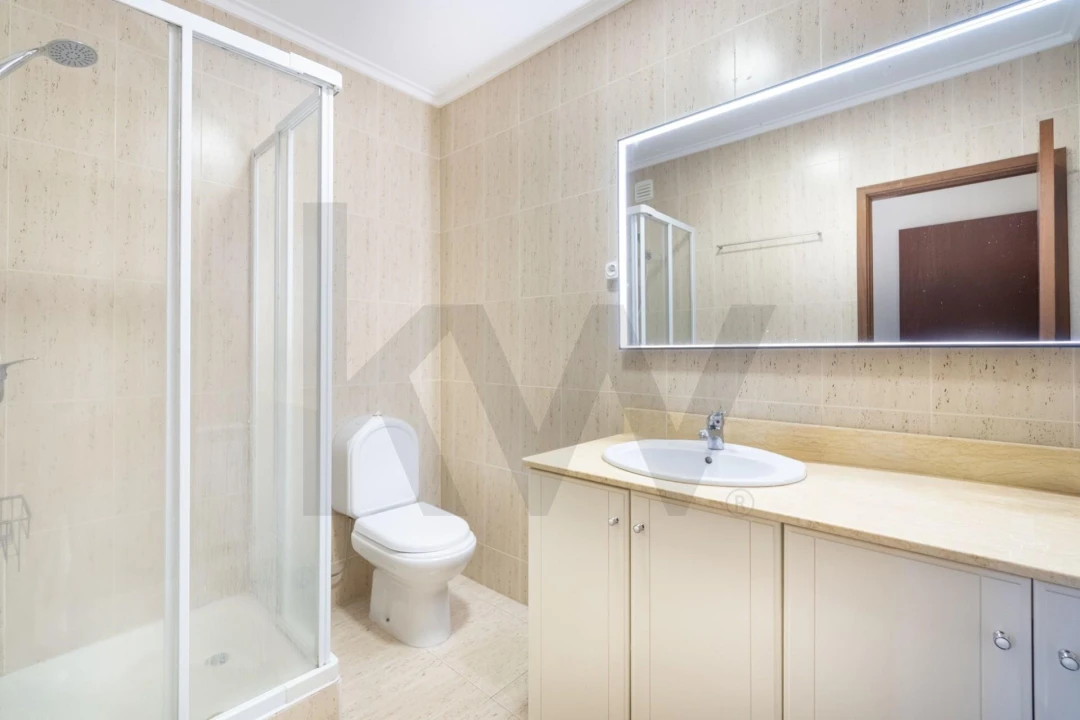 Apartamento T3 para Venda em Esmoriz Foto 29