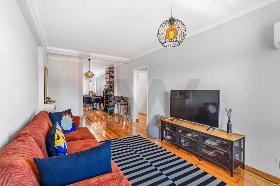 Apartamento T3 para Arrendamento em Marvila Foto 1
