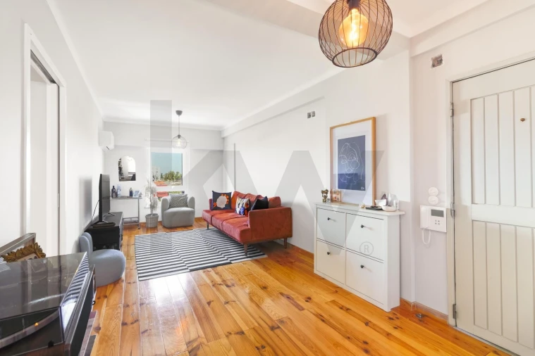 Apartamento T3 para Arrendamento em Marvila Foto 2