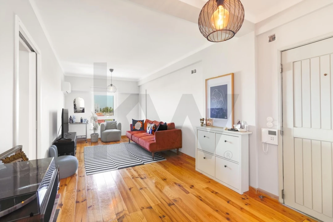 Apartamento T3 para Arrendamento em Marvila Foto 2