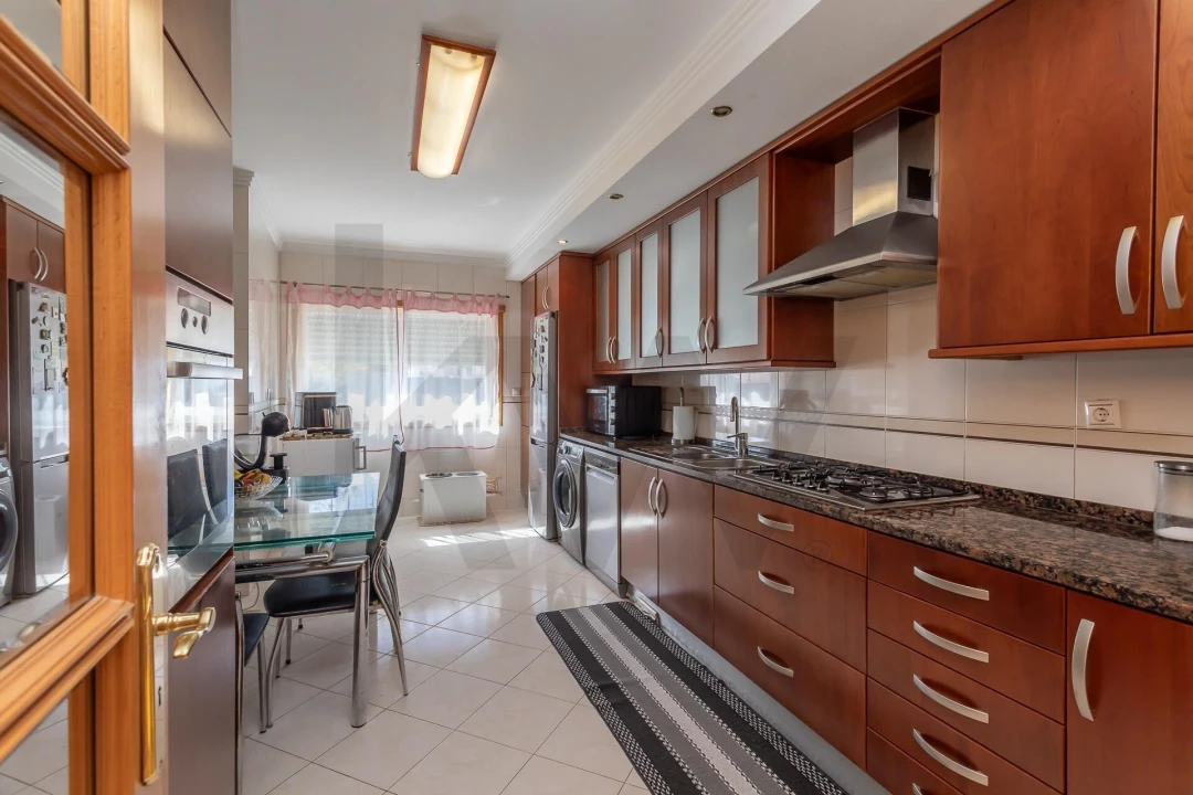 Apartamento T3 para Venda em Alcabideche Foto 1