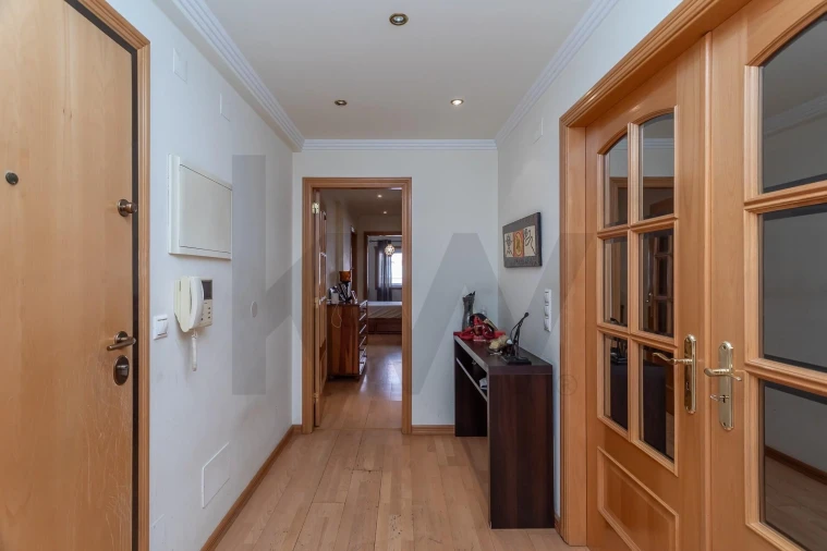 Apartamento T3 para Venda em Alcabideche Foto 3
