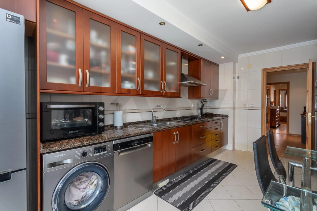 Apartamento T3 para Venda em Alcabideche Foto 2