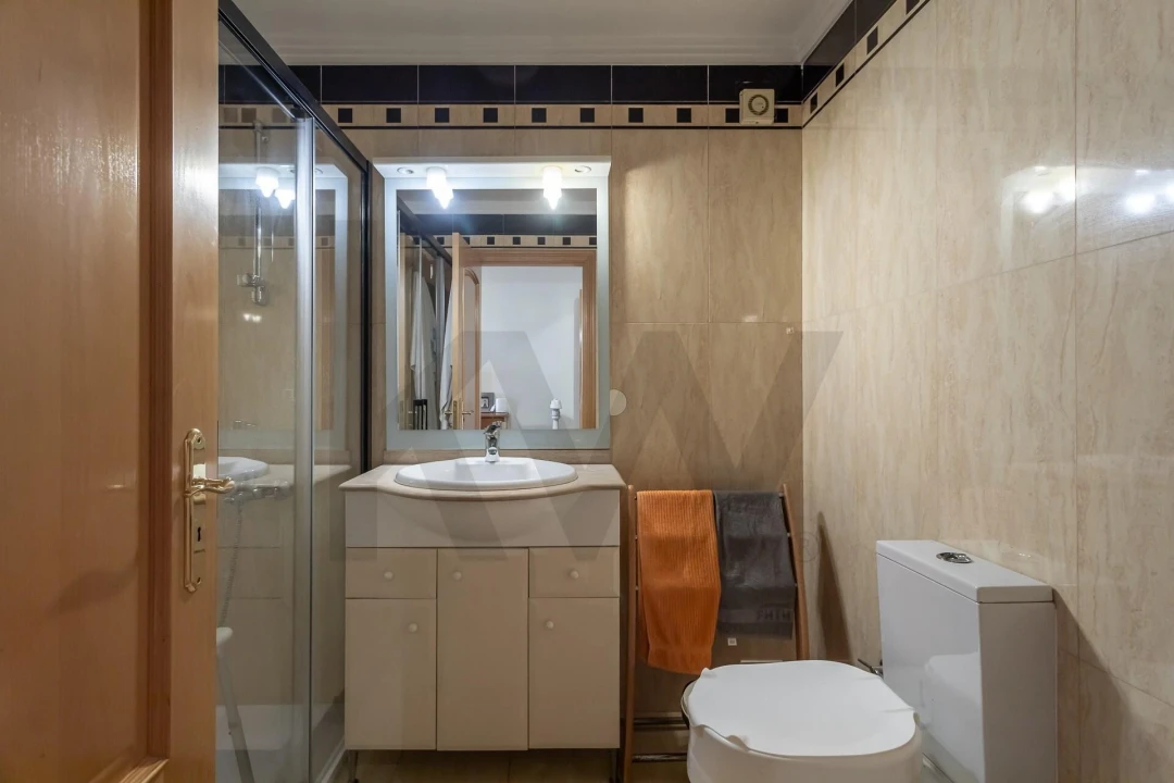 Apartamento T3 para Venda em Alcabideche Foto 4
