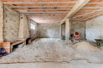 Moradia T4 para Venda em Maceira
