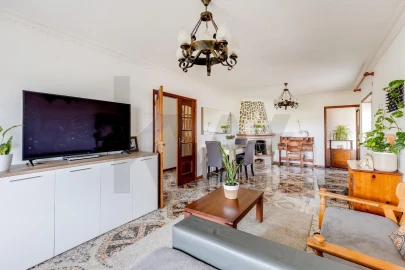 Moradia T4 para Venda em Maceira