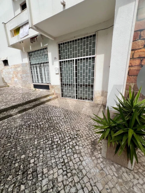 Loja para Venda em Odivelas