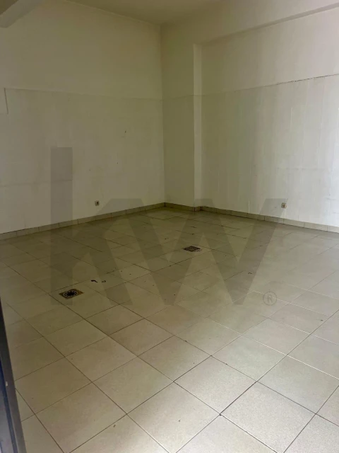 Loja para Venda em Odivelas