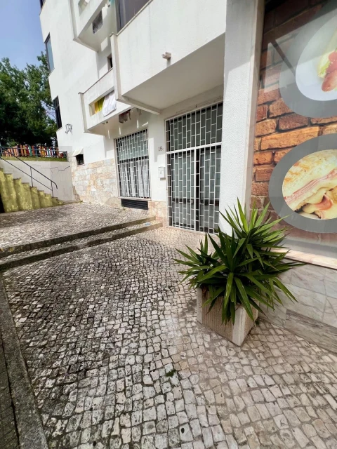 Loja para Venda em Odivelas