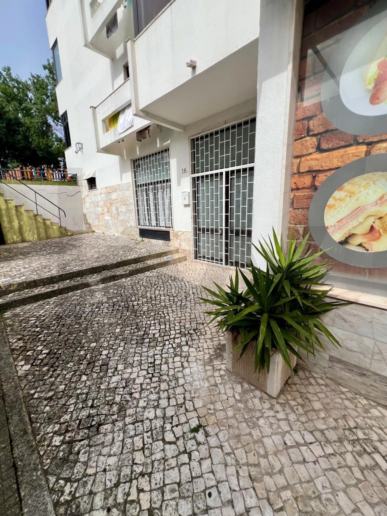 Loja para Venda em Odivelas Foto 11