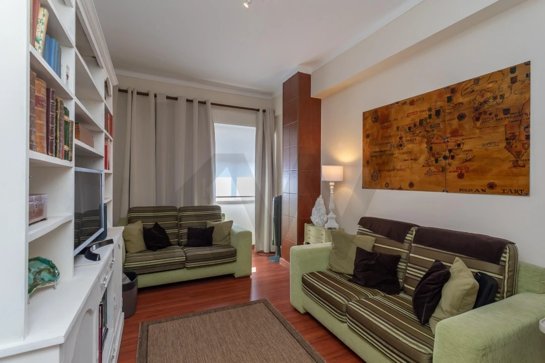 Apartamento T4 para Venda em Alfragide Foto 15