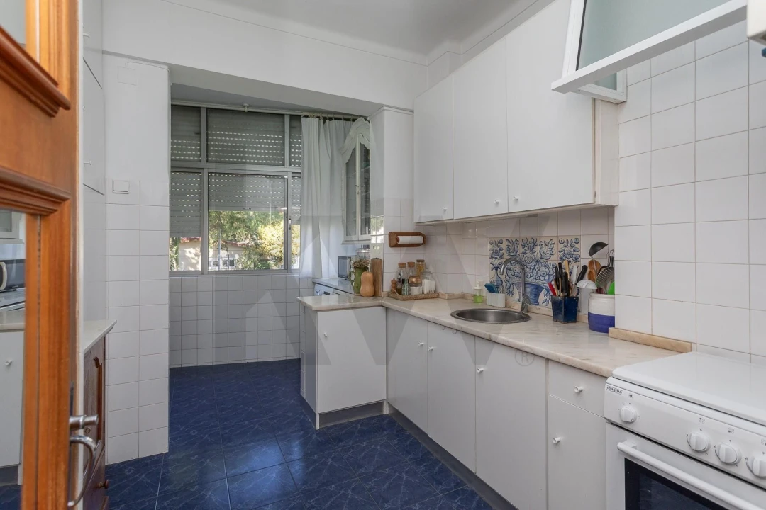 Apartamento T4 para Venda em Alfragide Foto 34