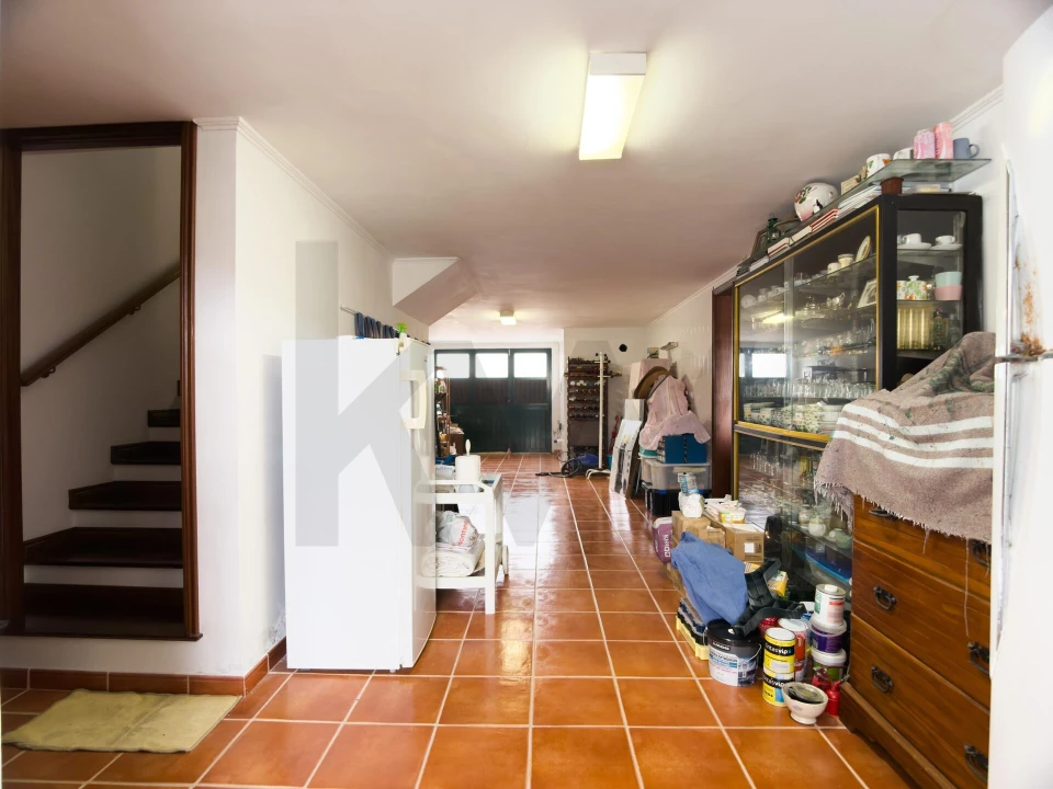 Moradia T5 para Venda em Fajã de Baixo Foto 13
