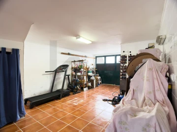 Moradia T5 para Venda em Fajã de Baixo