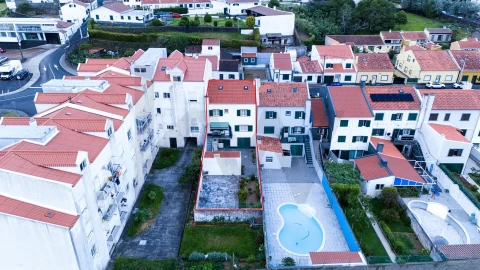 Moradia T5 para Venda em Fajã de Baixo