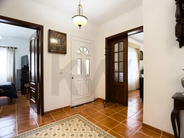 Moradia T5 para Venda em Fajã de Baixo
