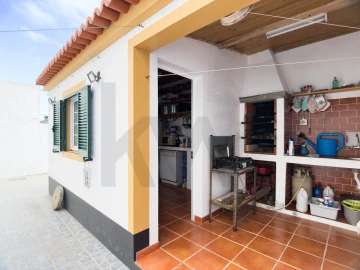 Moradia T5 para Venda em Fajã de Baixo