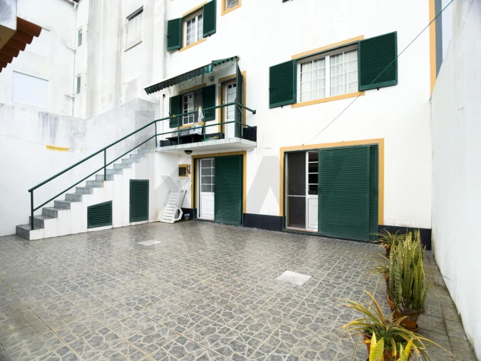 Moradia T5 para Venda em Fajã de Baixo Foto 20
