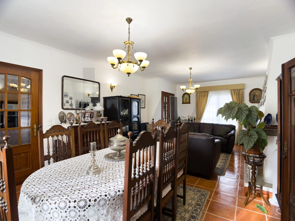 Moradia T5 para Venda em Fajã de Baixo Foto 34