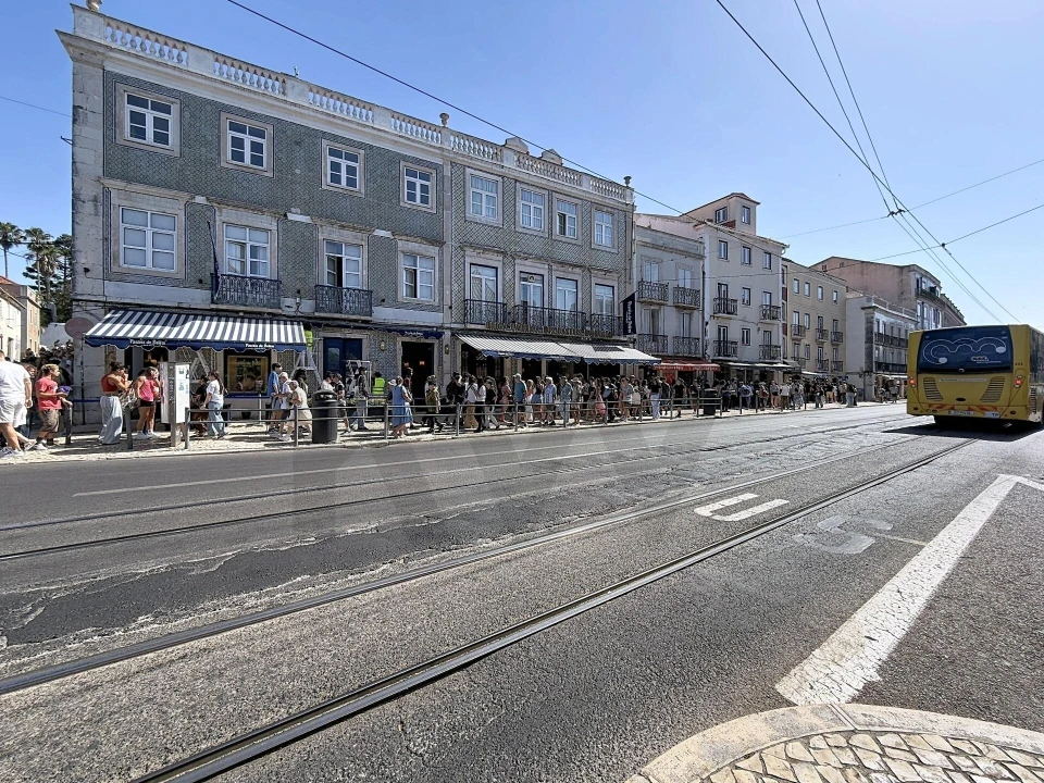 Loja para Arrendamento em Belém Foto 10