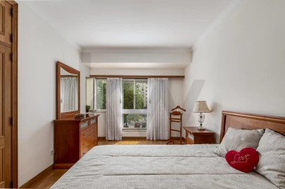 Apartamento T2 para Arrendamento em Lumiar
