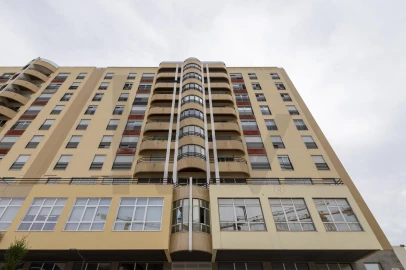 Apartamento T2 para Arrendamento em Lumiar