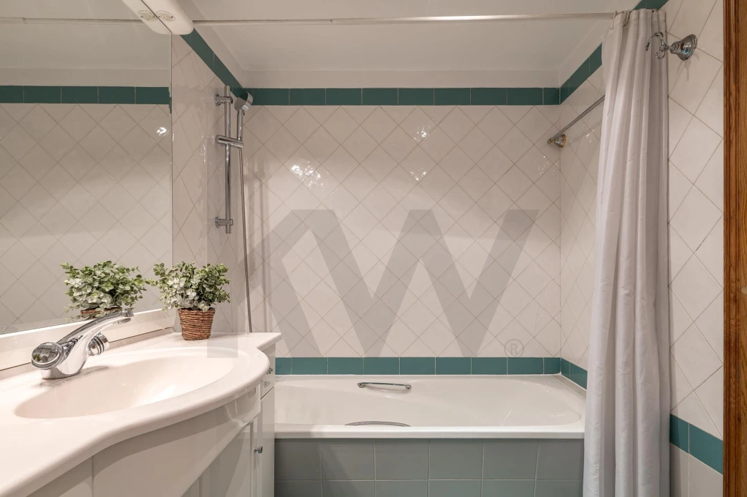 Apartamento T2 para Arrendamento em Lumiar Foto 18