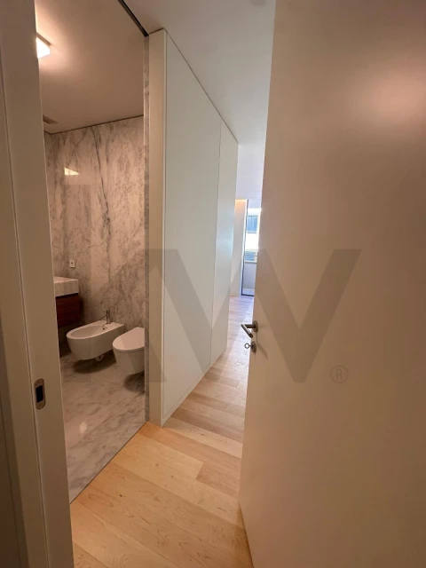 Apartamento T2 para Venda em Lordelo do Ouro e Massarelos