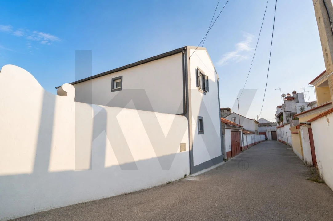 Moradia T2 para Venda em Rio de Moinhos Foto 24