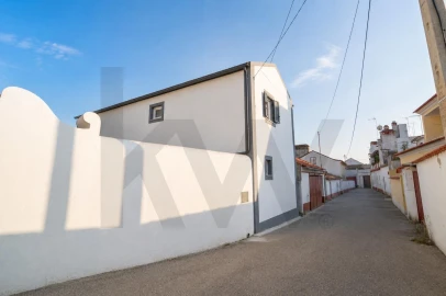 Moradia T2 para Venda em Rio de Moinhos